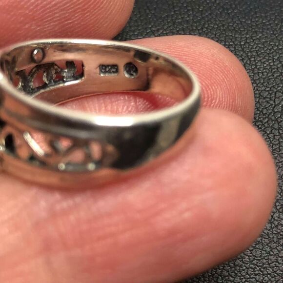 2622 Sterling Silver 925 swirl  band ring sz 8 / 5.6 grams - Picture 3 of 3